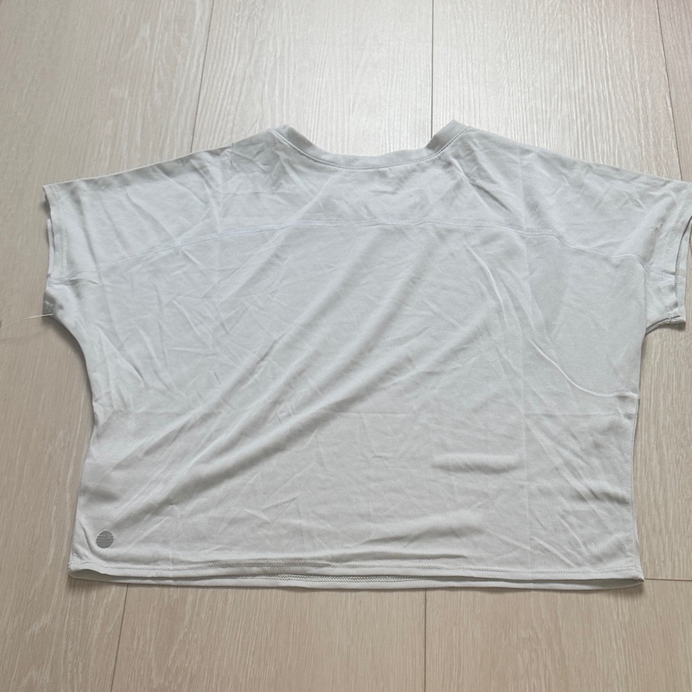 Zella Classic Gray White Short Sleeve Tee - Picture 7 of 7